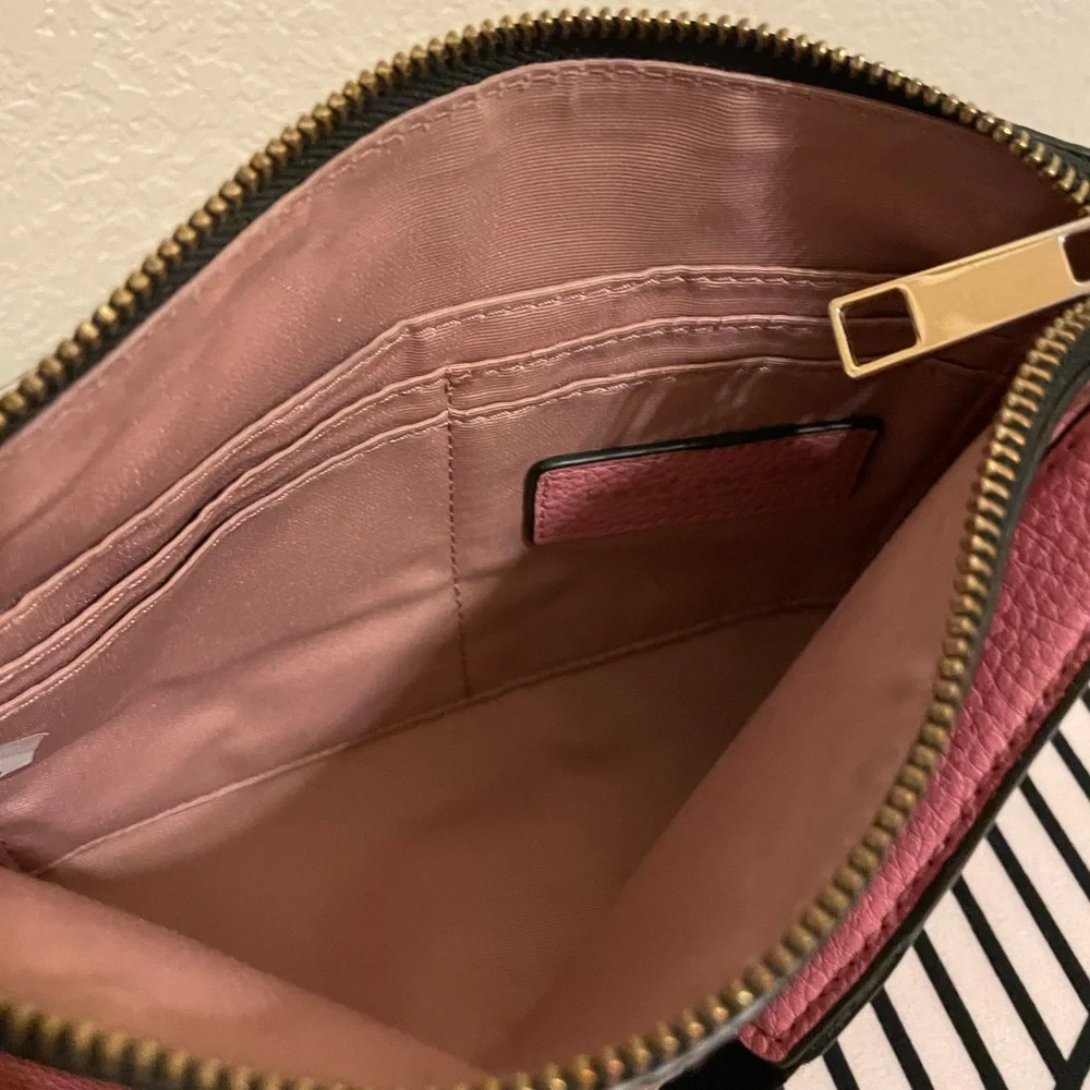 Marc Jacobs Pink Crossbody Bag with Striped Strap - Picture 4 of 8